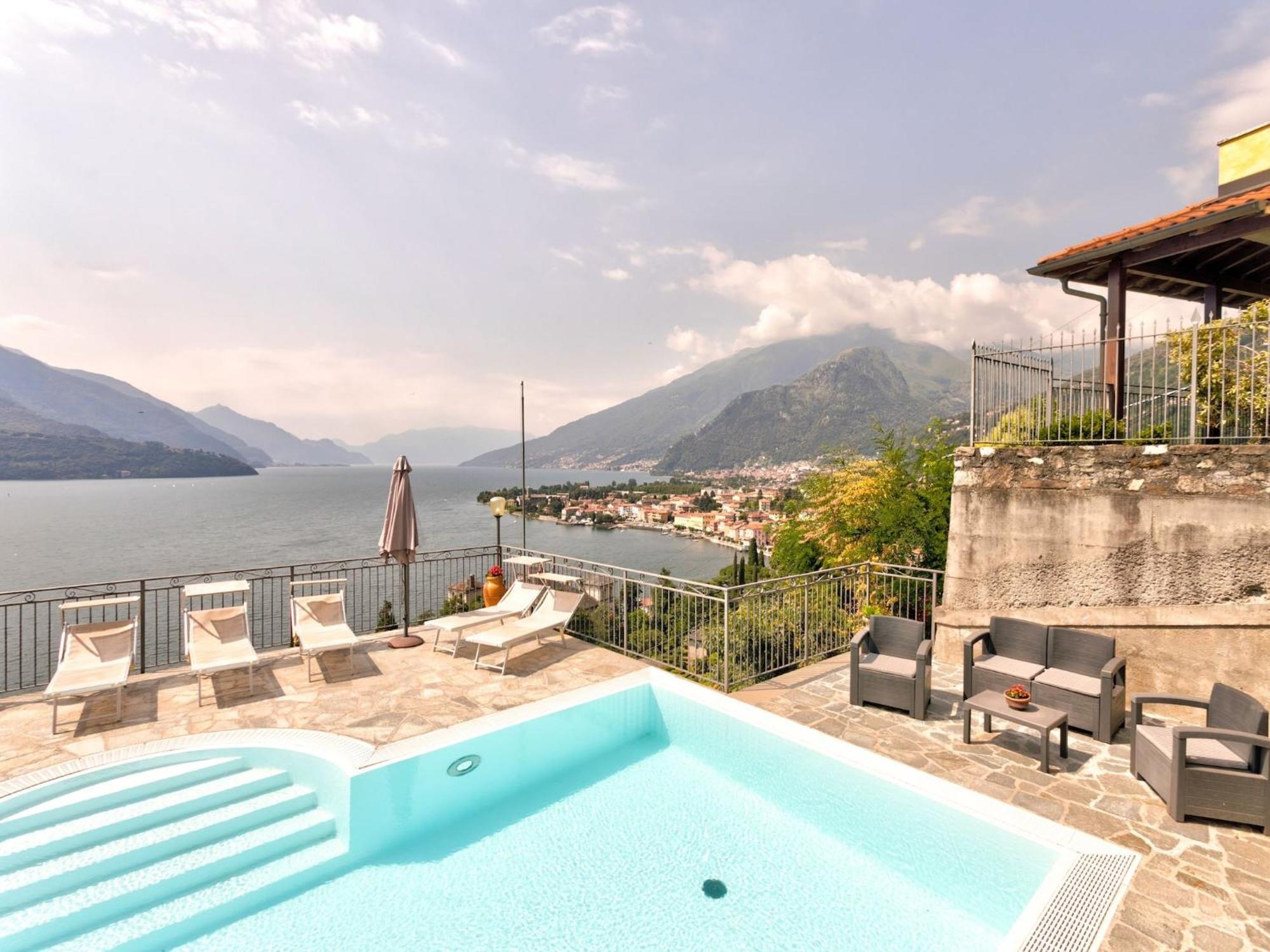 Апартаменты Wonderful Flat With Swimming Pool Lift And Garden Граведона Экстерьер фото